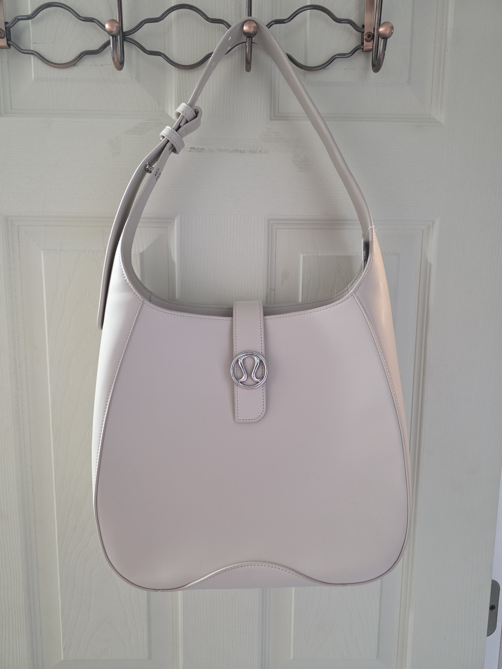 lululemon Leather Shoulder Bag in Cashew